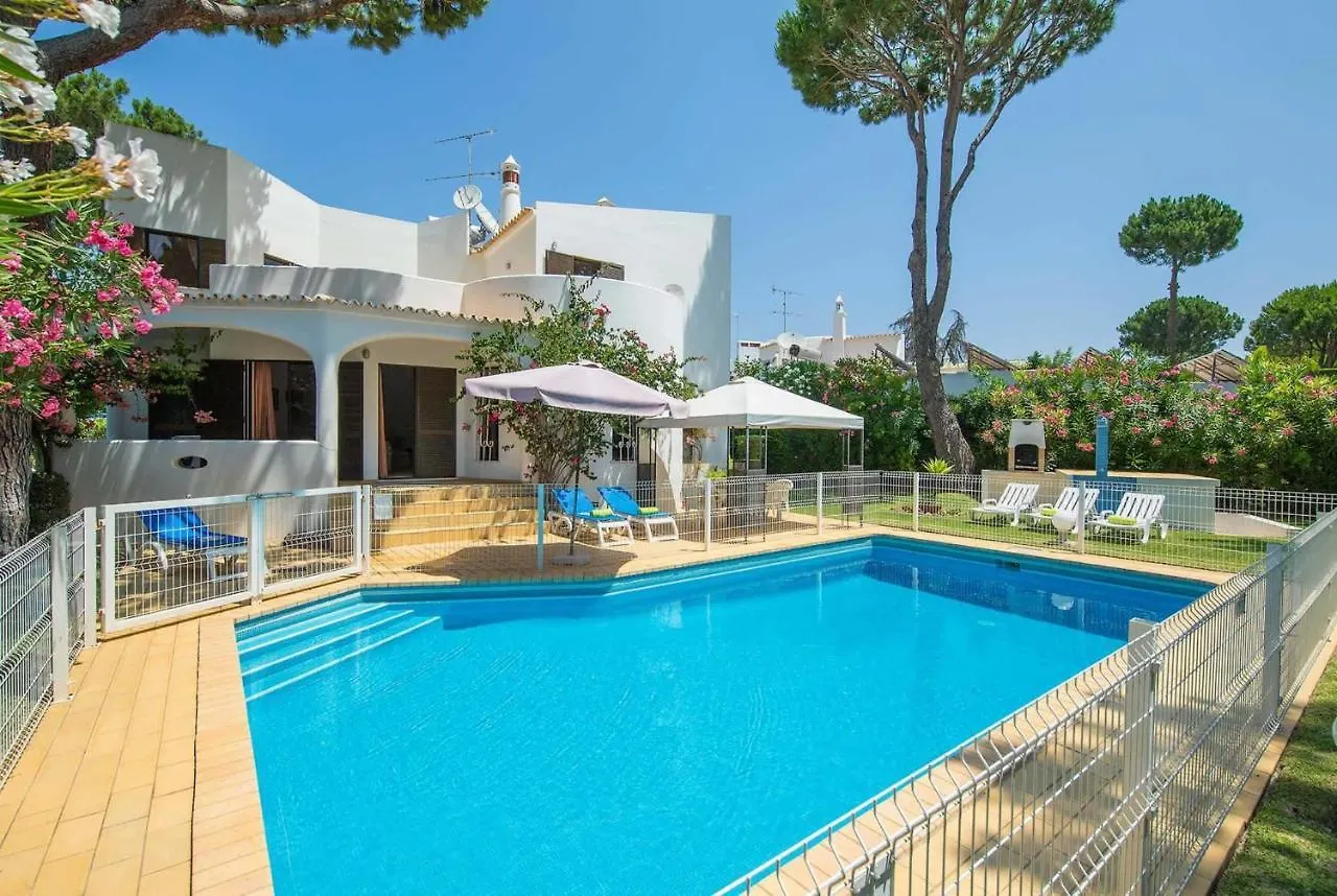 Barrocas Villa Vilamoura Portugal